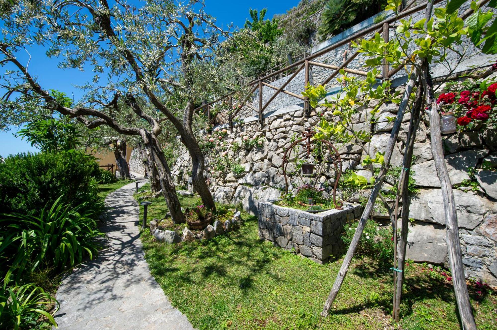 Le Contrade By Sosore Holiday Homes -Amalfi Coast Furore Room photo